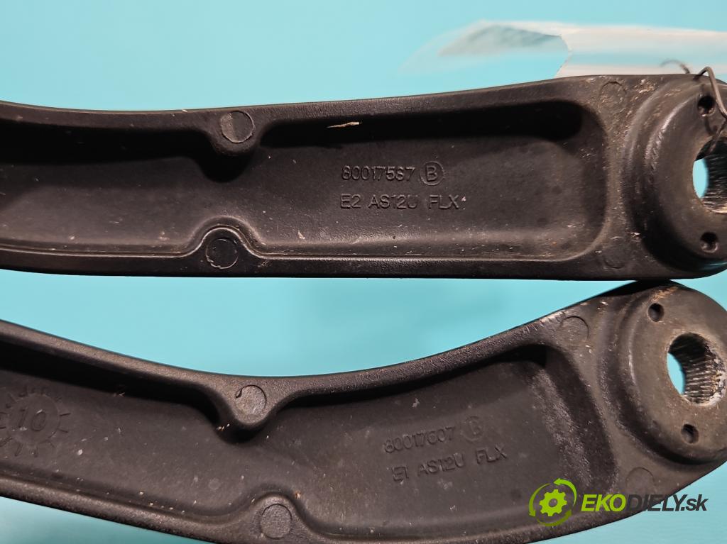 Nissan Qashqai I J10 2006-2013 1.5 dci 106 hp manual 78 kW 1461 cm3 5- rameno stěrače přední komplet 80017587