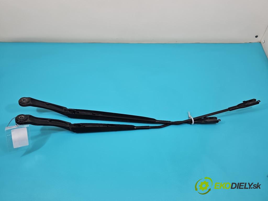 Nissan Qashqai I J10 2006-2013 1.5 dci 106 hp manual 78 kW 1461 cm3 5- rameno stěrače přední komplet 80017587