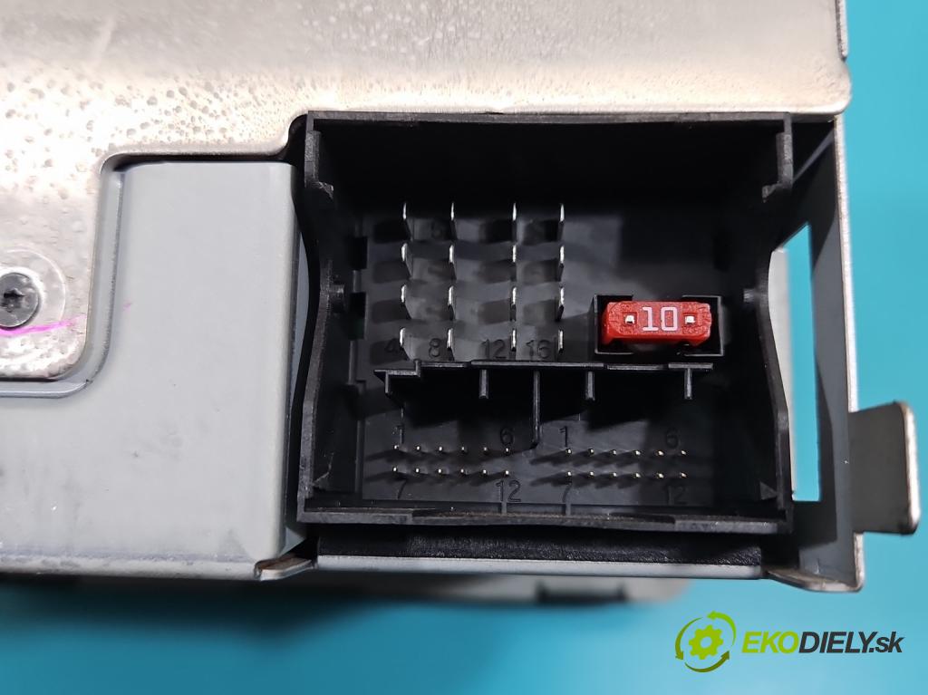 Skoda Fabia II 2007-2014 1.4 16V 86 HP manual 63 kW 1390 cm3 5- Radio originál 5J0035161