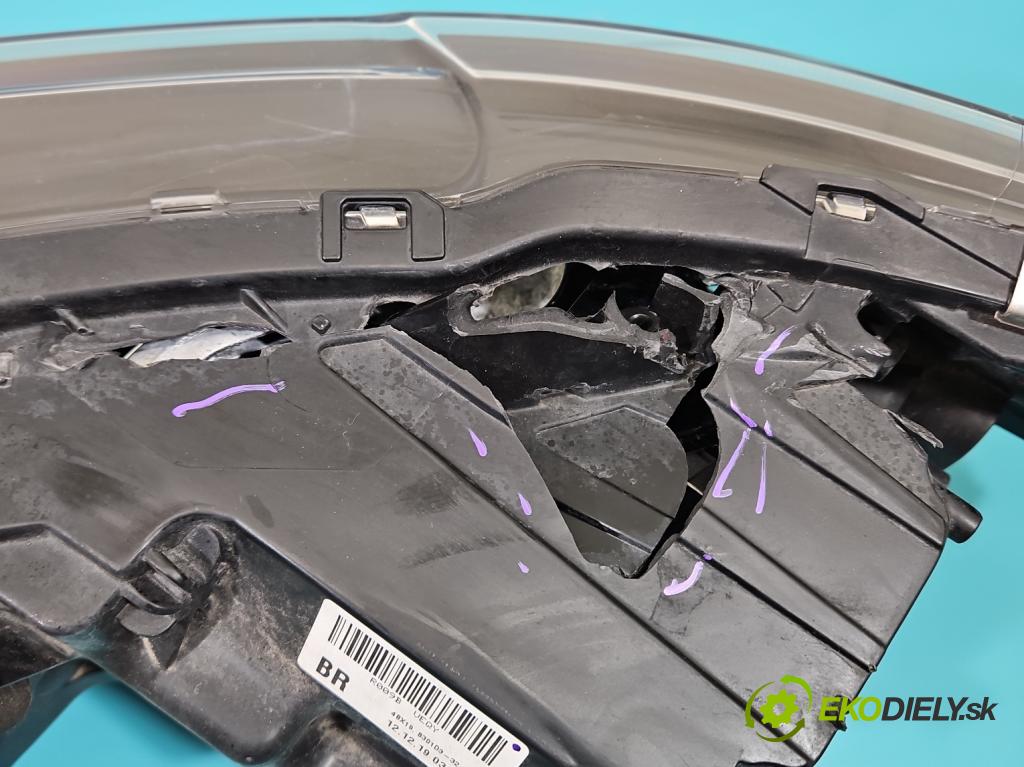 Mitsubishi Outlander III 2012-2022 2.4 135 HP automatic 99 kW 2360 cm3 5- Reflektor: pravý 8301D3-32 (Svetlo predné pravé)