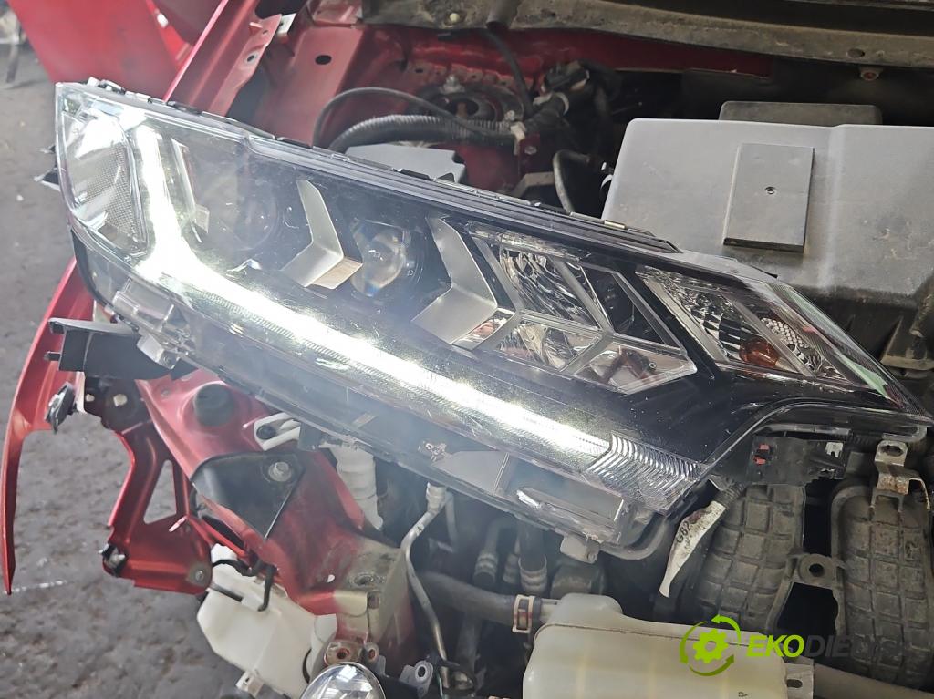 Mitsubishi Outlander III 2012-2022 2.4 135 HP automatic 99 kW 2360 cm3 5- Reflektor: pravý 8301D3-32 (Svetlo predné pravé)