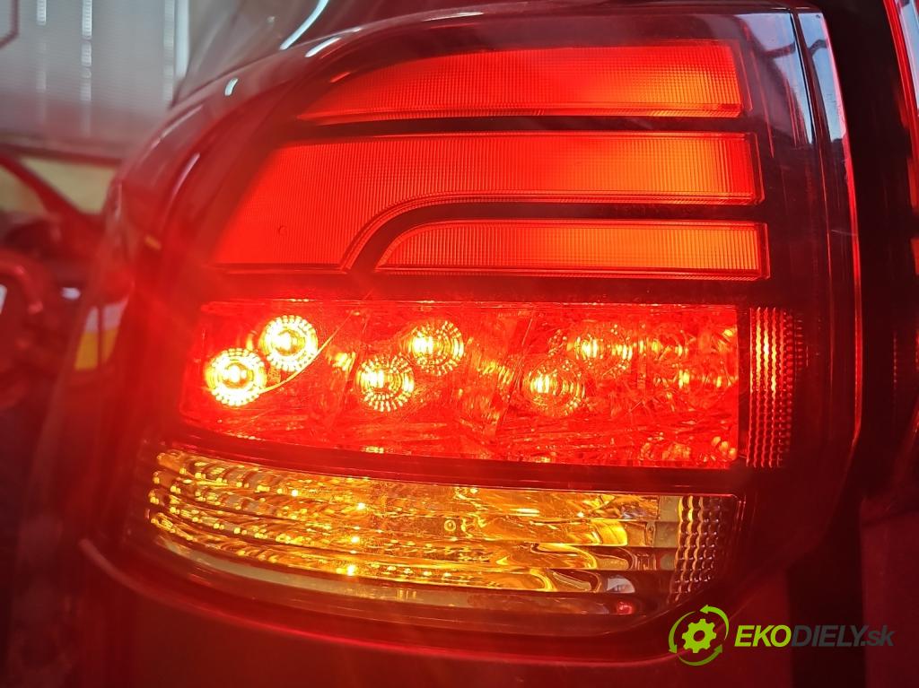 Mitsubishi Outlander III 2012-2022 2.4 135 hp automatic 99 kW 2360 cm3 5- světlo zadní levé W2869 (Klika dveří ostatní)