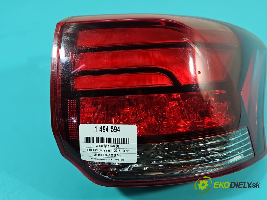 Mitsubishi Outlander III 2012-2022 2.4 135 HP automatic 99 kW 2360 cm3 5- svetlo / reflektor zadné pravé  (Kľučka dverí ostatné)