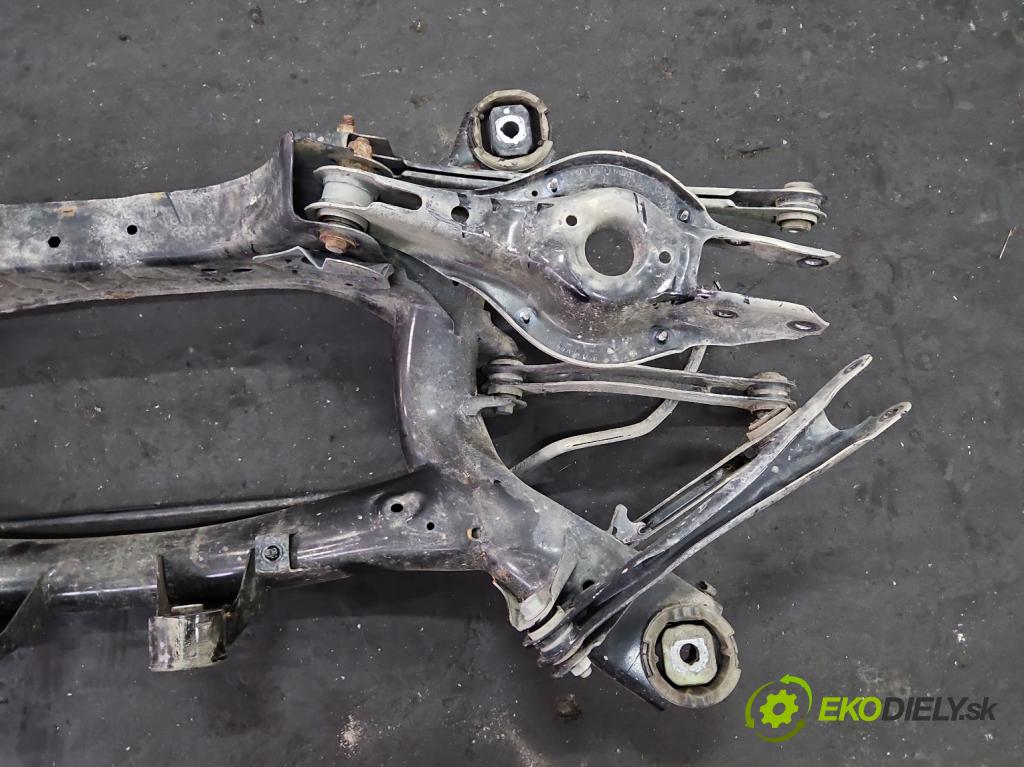 Bmw 3 G20 2018- 2.0 T 184 hp automatic 135 kW 1998 cm3 4- zadní výztuha 6876541 (Zadní výztuha)