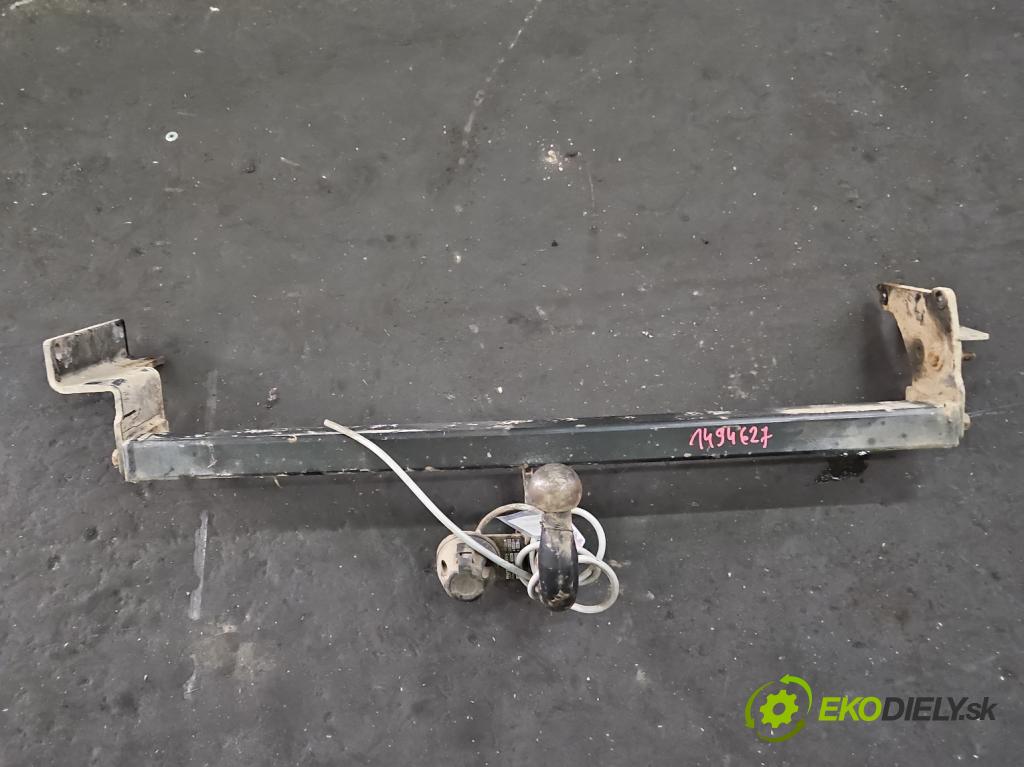 Nissan Qashqai I J10 2006-2013 1.5 dci 106 hp manual 78 kW 1461 cm3 5- oko tažné  (Tažné zařízení)