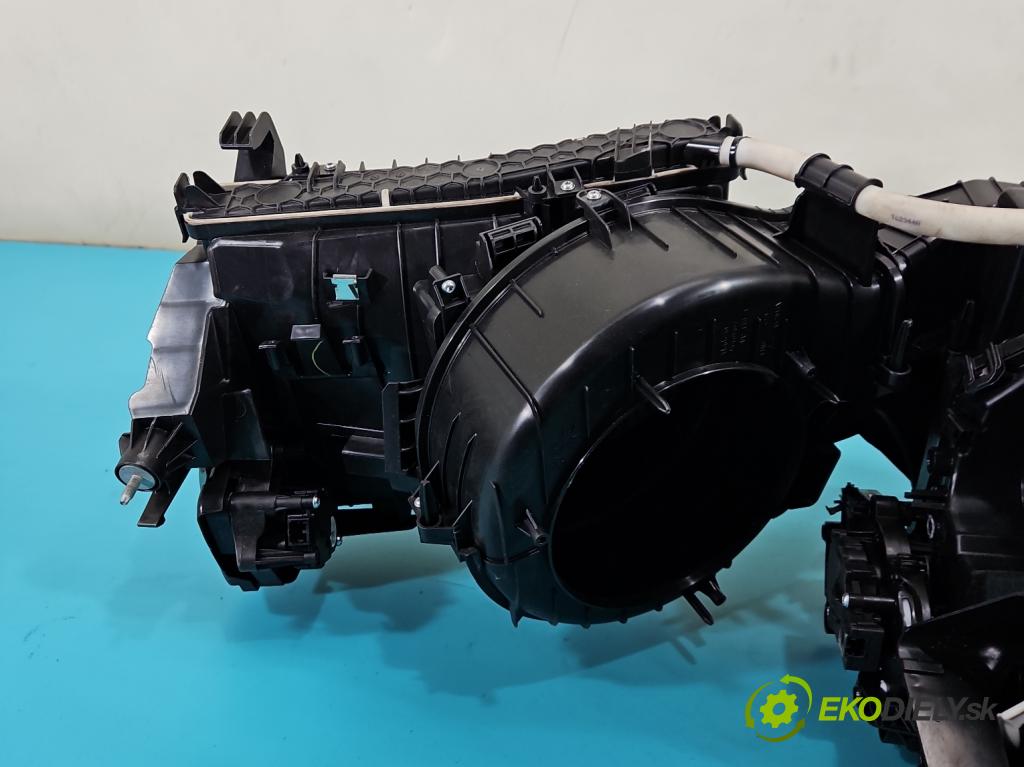Bmw 3 G20 2018- 2.0 T 184 hp automatic 135 kW 1998 cm3 4- radiátor 7942085 (Radiátor topení)