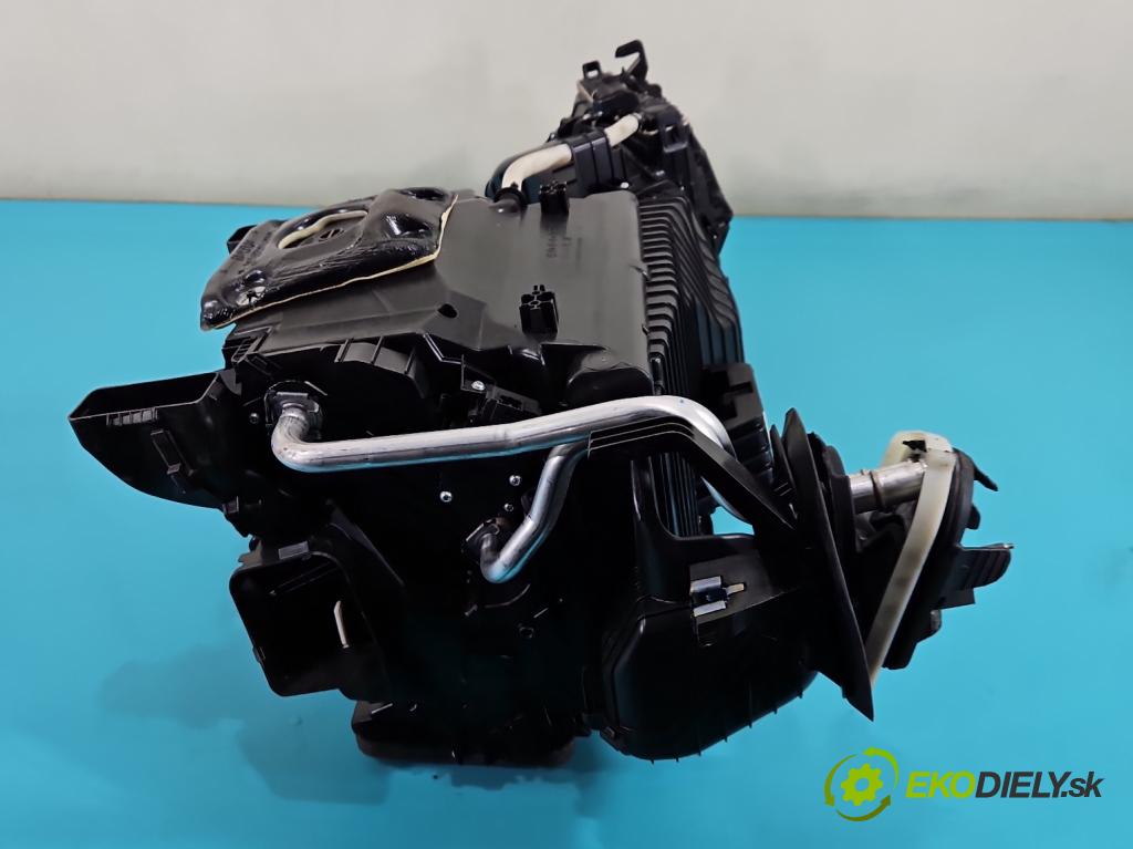 Bmw 3 G20 2018- 2.0 T 184 hp automatic 135 kW 1998 cm3 4- radiátor 7942085 (Radiátor topení)
