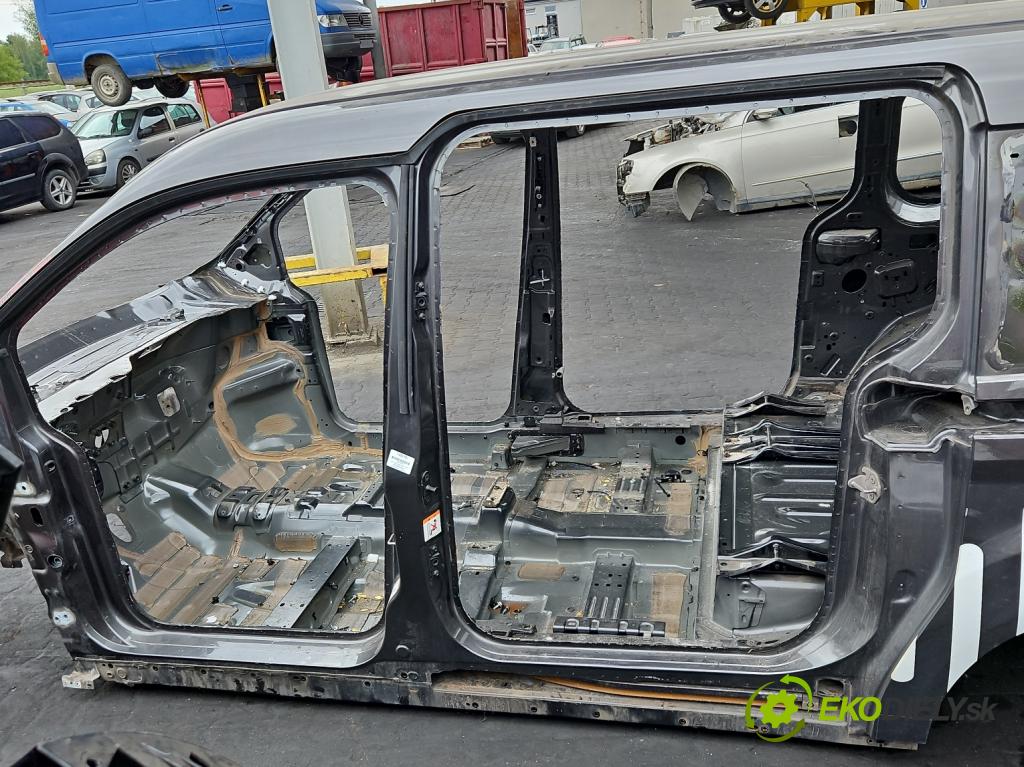 Ford Transit Connect II MK2 2012-2022 1.5 tdci 120 hp manual 88,2 kW 1499 cm3 5- práh levý  (Karoserie ostatní)