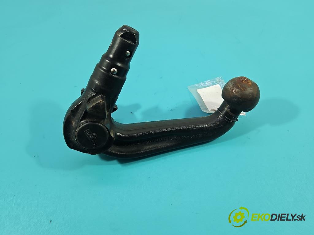 Vw Passat B6 2005-2010 2.0 FSI 150 hp manual 110 kW 1984 cm3 5- oko tažné 3C0803882 (Tažné zařízení)