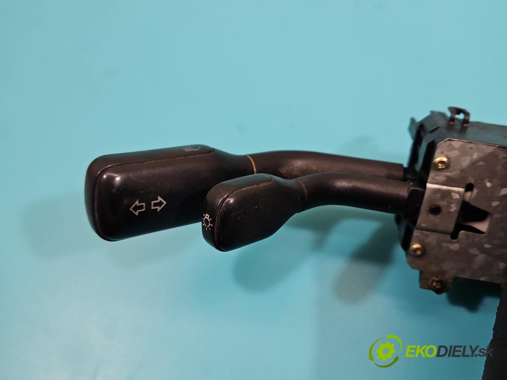 Audi 80 B4 1991-1994 1.9 tdi 90 HP manual 66 kW 1896 cm3 5- prepínač komplex: 4A9953503 (Prepínacie páčky pod volantom)