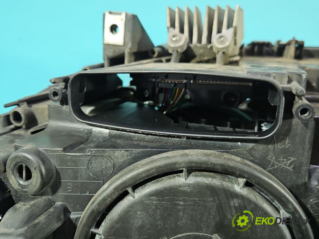 Bmw 5 F10 2010-2017 2.0d 218 HP automatic 160 kW 1995 cm3 5- Reflektor: pravý 7203252 (Svetlo predné pravé)