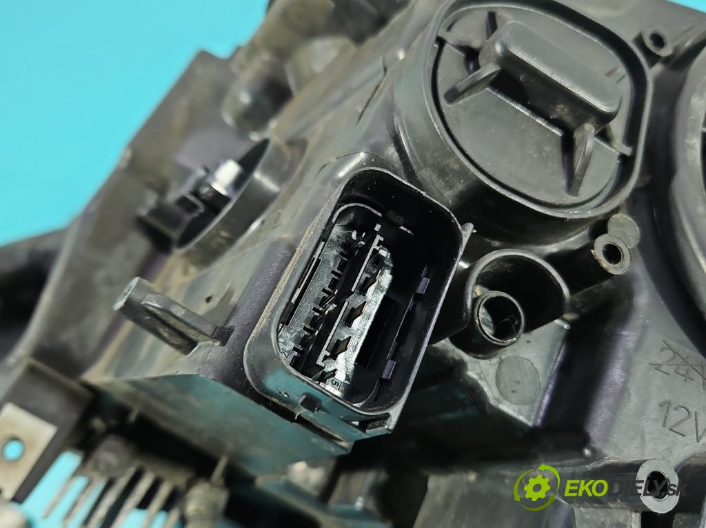 Bmw 5 F10 2010-2017 2.0d 218 HP automatic 160 kW 1995 cm3 5- Reflektor: pravý 7203252 (Svetlo predné pravé)