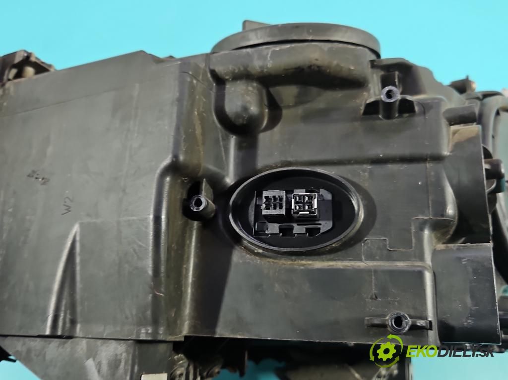 Bmw 5 F10 2010-2017 2.0d 218 HP automatic 160 kW 1995 cm3 5- Reflektor: pravý 7203252 (Svetlo predné pravé)