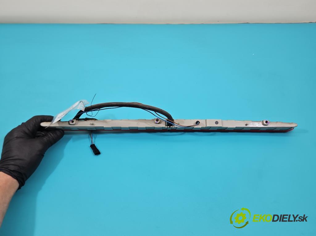 Bmw 5 F10 2010-2017 2.0d 218 hp automatic 160 kW 1995 cm3 5- světlo: 720322408
