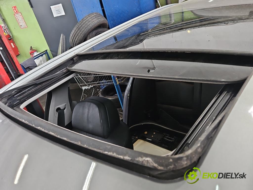Bmw 5 F10 2010-2017 2.0d 218 HP automatic 160 kW 1995 cm3 5- Střešní okno: 7237960 (Sklo karosérie)