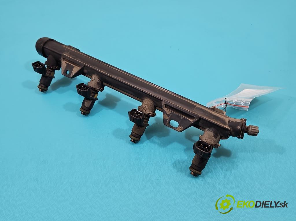 Skoda Fabia II 2007-2014 1.4 16V 86 HP manual 63 kW 1390 cm3 5- vstrek 036906031AG (Vstrekovač paliva)