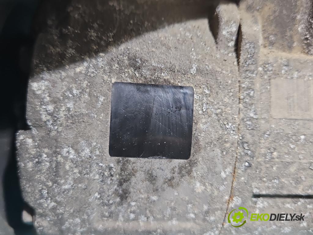 Skoda Fabia II 2007-2014 1.4 16V 86 HP manual 63 kW 1390 cm3 5- Kompresor: klimatizácie  (Kompresor klimatizácie)