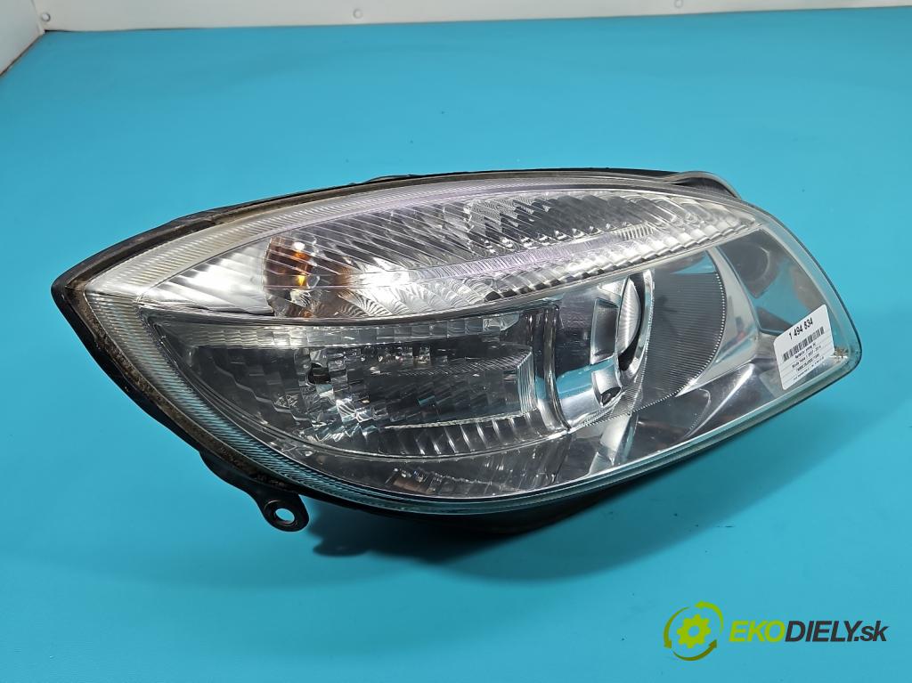 Skoda Fabia II 2007-2014 1.4 16V 86 HP manual 63 kW 1390 cm3 5- Reflektor: pravý  (Svetlo predné pravé)