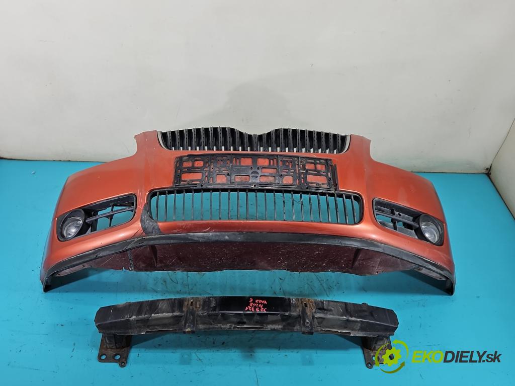 Skoda Fabia II 2007-2014 1.4 16V 86 HP manual 63 kW 1390 cm3 5- nárazník predné  (Kľučka dverí ostatné)