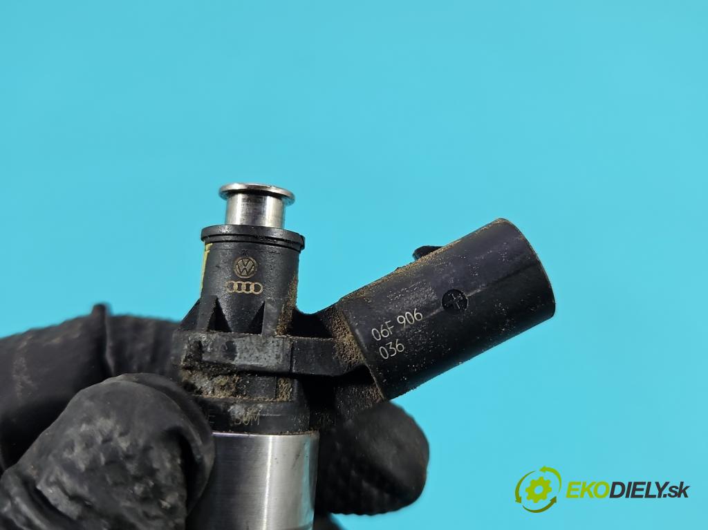 Vw Passat B6 2005-2010 2.0 FSI 150 HP manual 110 kW 1984 cm3 5- vstrek 06F906036 (Vstrekovač paliva)