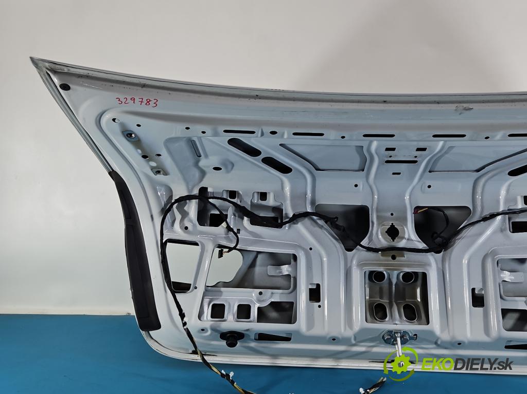 Bmw 3 G20 2018- 2.0 T 184 hp automatic 135 kW 1998 cm3 4- zadní kufrové dveře  (Zadní kapota (kufr))