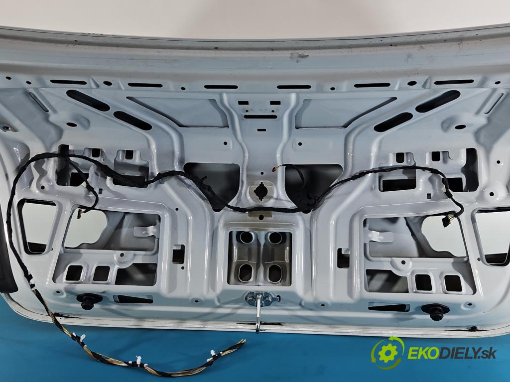 Bmw 3 G20 2018- 2.0 T 184 hp automatic 135 kW 1998 cm3 4- zadní kufrové dveře  (Zadní kapota (kufr))