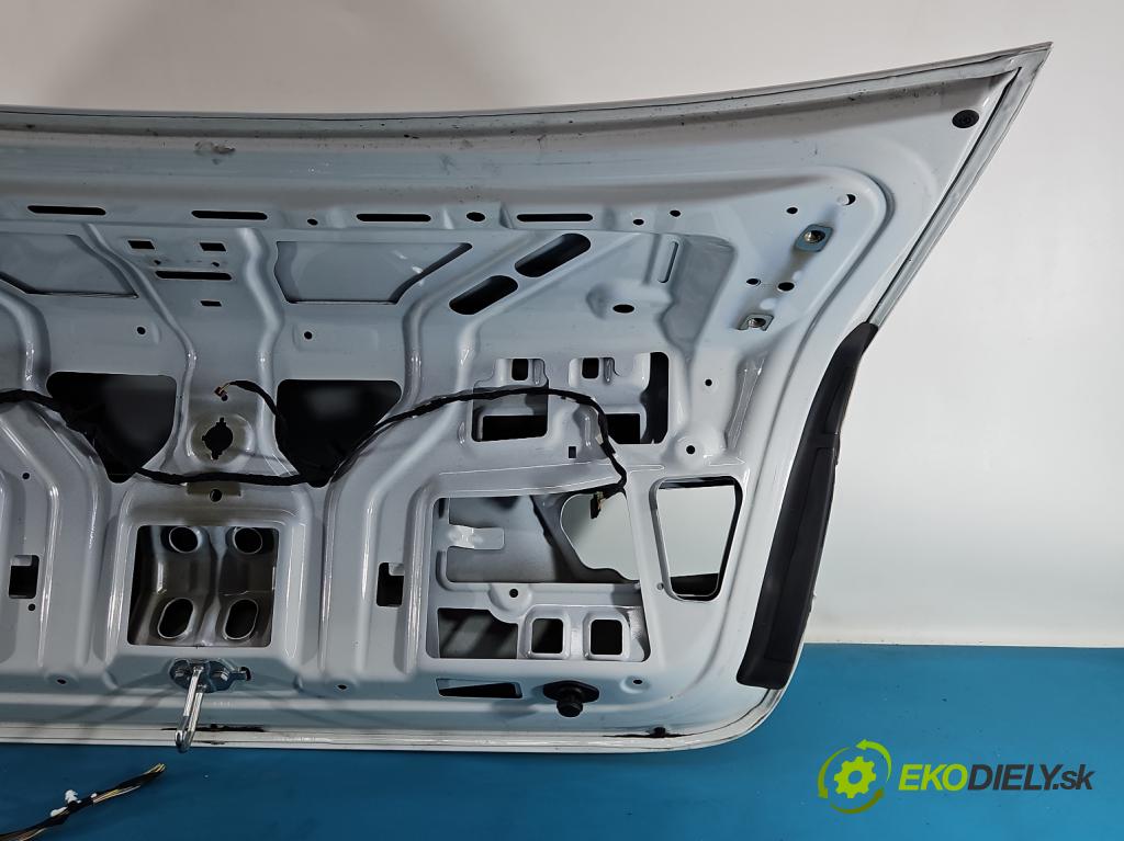 Bmw 3 G20 2018- 2.0 T 184 hp automatic 135 kW 1998 cm3 4- zadní kufrové dveře  (Zadní kapota (kufr))