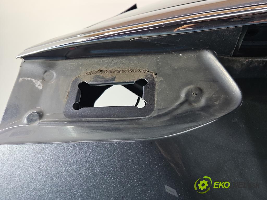 Mercedes E W213 2016-2023 2.0 CDI 194KM automatic 143 kW 1950 cm3 5- zadní kufrové dveře  (Zadní kapota (kufr))