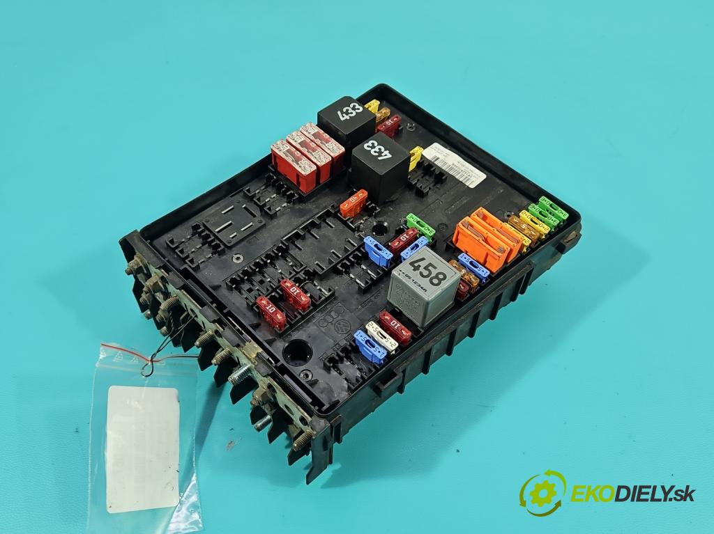 Skoda Octavia II 2004-2013 1.6 FSI 116 hp manual 85 kW 1598 cm3 5- skříňka pojistková 1K0937124K (Pojistková skříňka)