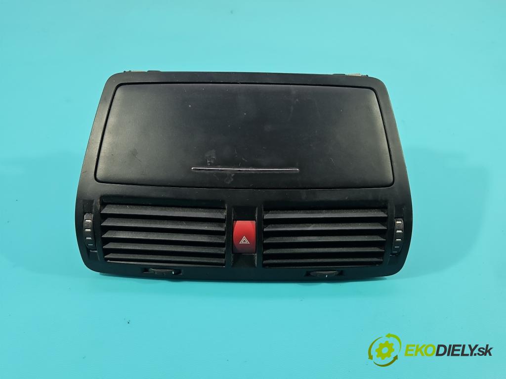 Skoda Octavia II 2004-2013 1.6 FSI 116 HP manual 85 kW 1598 cm3 5- Mřížka: kúrenia stredová  (Mriežka kúrenia (fukár))