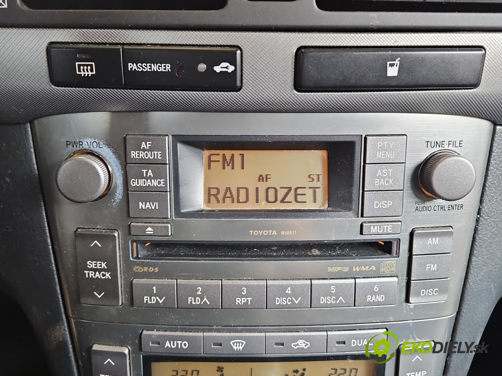 Toyota Avensis II T25 2003-2008 2.0 D4D 126 HP manual 93 kW 1998 cm3 5- Radio originál 86120-05120