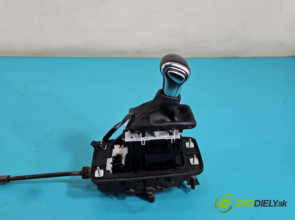 Audi A6 C7 2011-2018 3.0 TDI 313 HP automatic 230 kW 2967 cm3 5- Páka: Změny: stupeň,rýchlosť 4G1713041AH (Rýchlostná páka (kulisa))