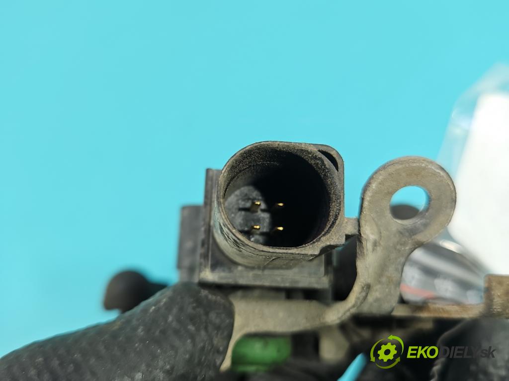 Audi A6 C7 2011-2018 3.0 TDI 313 HP automatic 230 kW 2967 cm3 5- snímač nastavenia xenon 3C0907503 (Snímač)