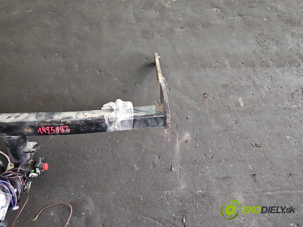 Audi A6 C7 2011-2018 3.0 TDI 313 hp automatic 230 kW 2967 cm3 5- oko tažné (Tažné zařízení)