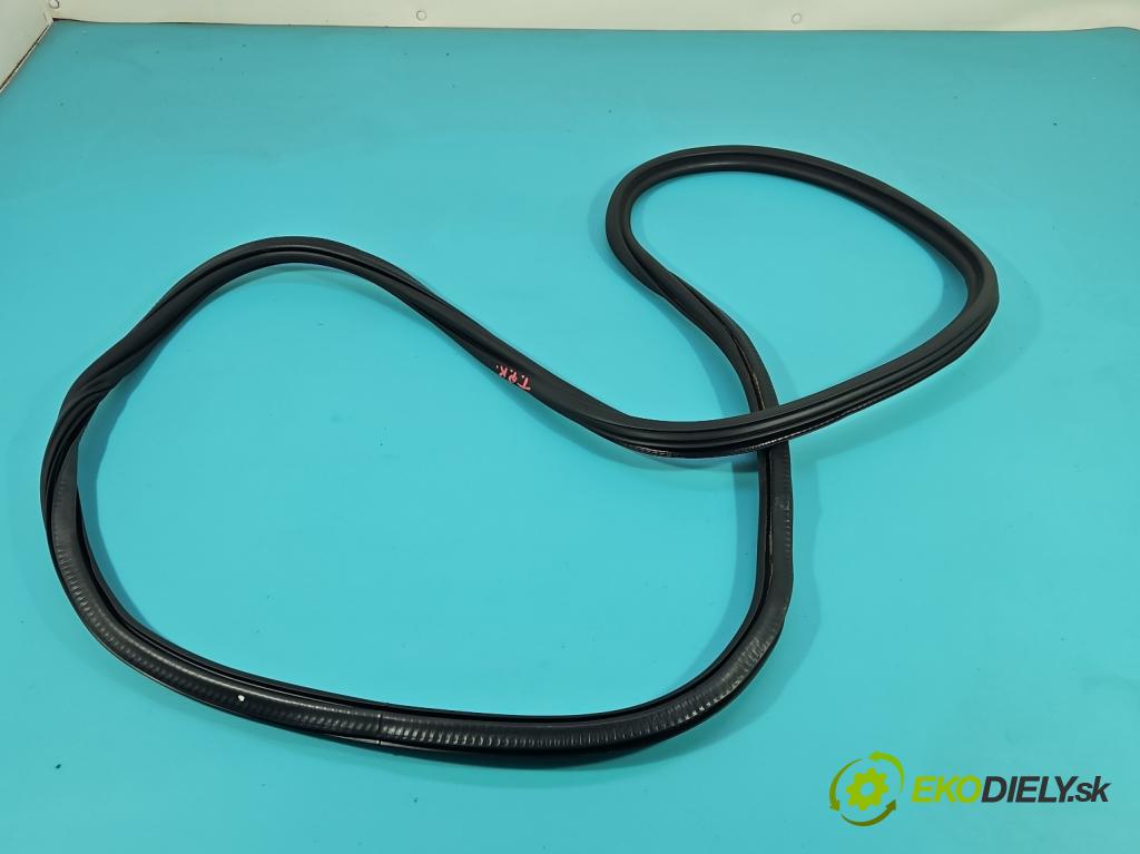 Audi A6 C7 2011-2018 3.0 TDI 313 hp automatic 230 kW 2967 cm3 5- Těsnění: dveře zadní pravé 4G9833721A (Karoserie ostatní)