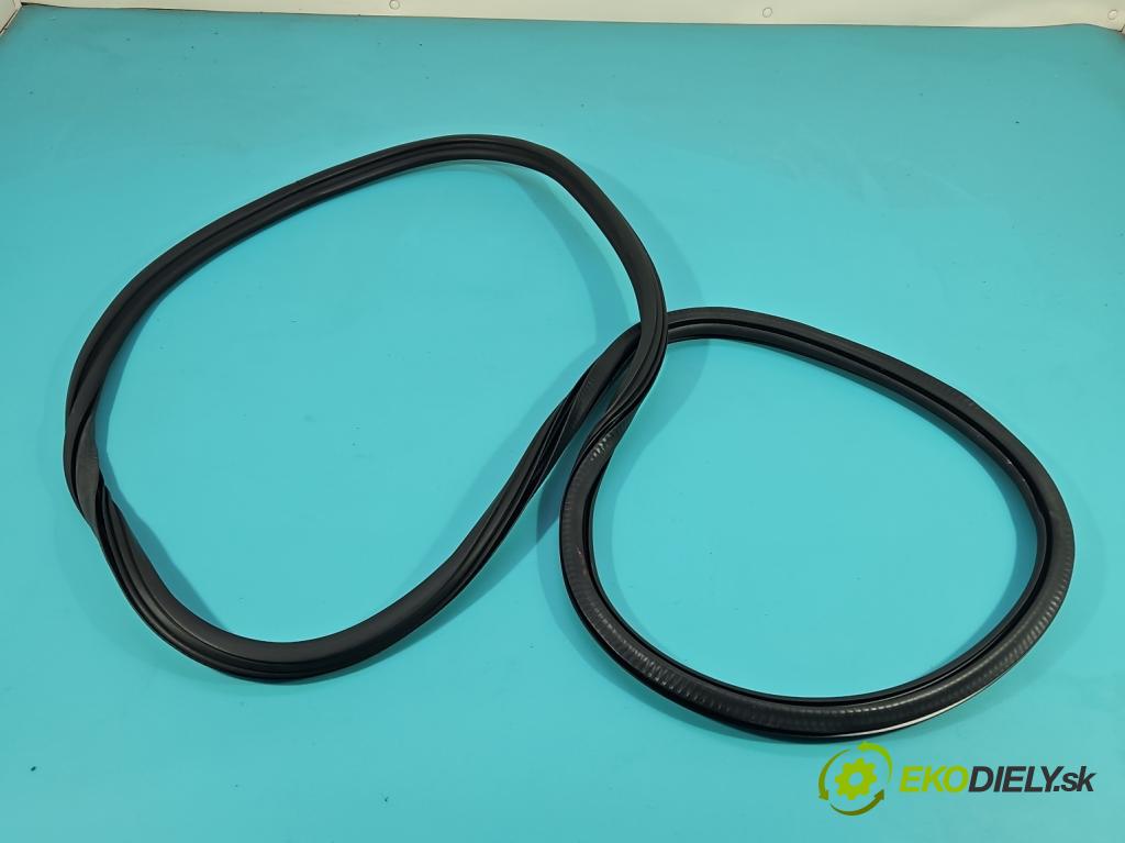 Audi A6 C7 2011-2018 3.0 TDI 313 hp automatic 230 kW 2967 cm3 5- Těsnění: dveře zadní pravé 4G9833721A (Karoserie ostatní)