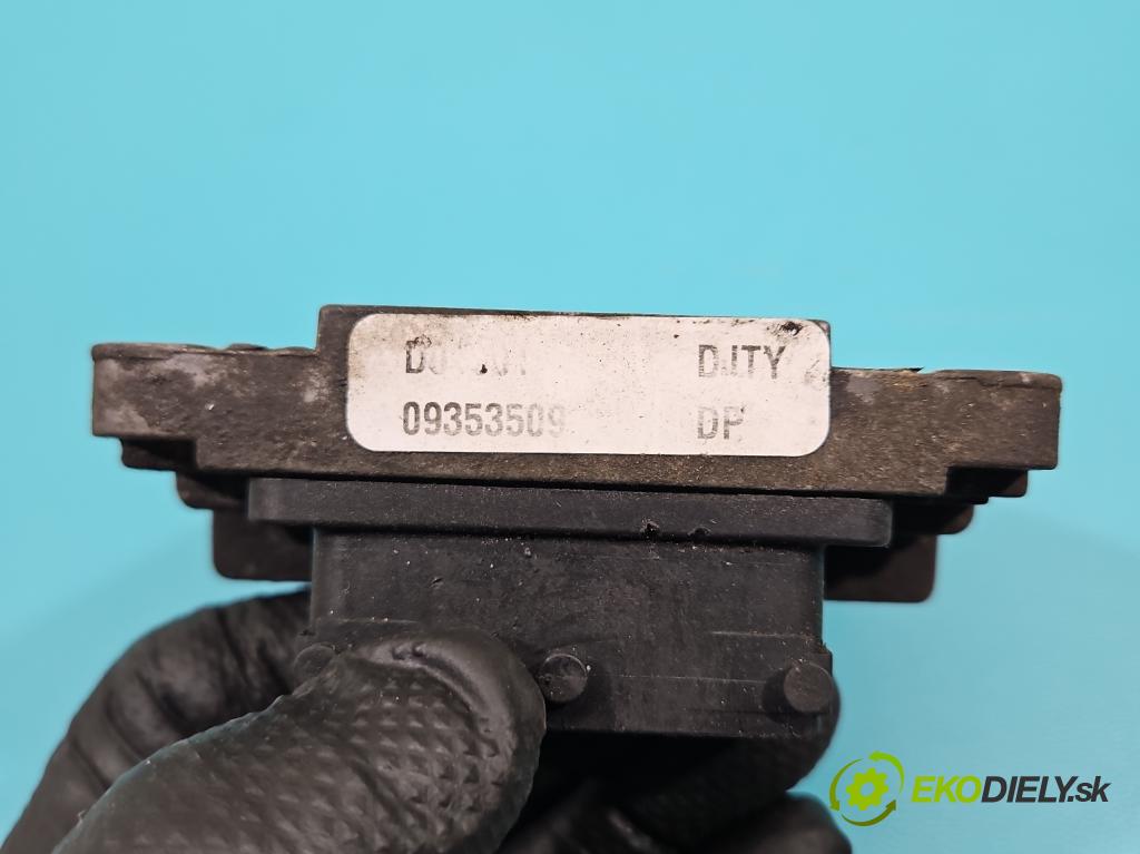 Opel Astra II 1998-2009 1.6 8V 84KM manual 62 kW 1598 cm3 5- riadiaca jednotka motora 09353509