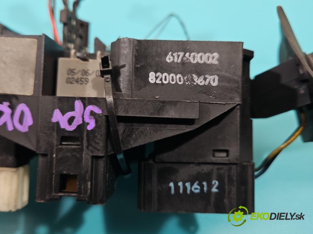 Renault Clio II 1998-2012 1,2.0 16V 75 HP manual 55 kW 1149 cm3 5- prepínač komplex: 8200058670 (Prepínacie páčky pod volantom)