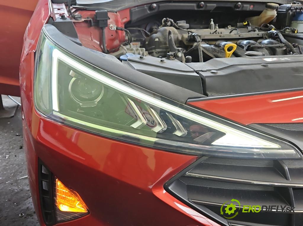 Hyundai Elantra VI 2015-2020 1.6 16V 128 HP manual 93.8 kW 1591 cm3 4- Reflektor: pravý 92102-F2 (Svetlo predné pravé)
