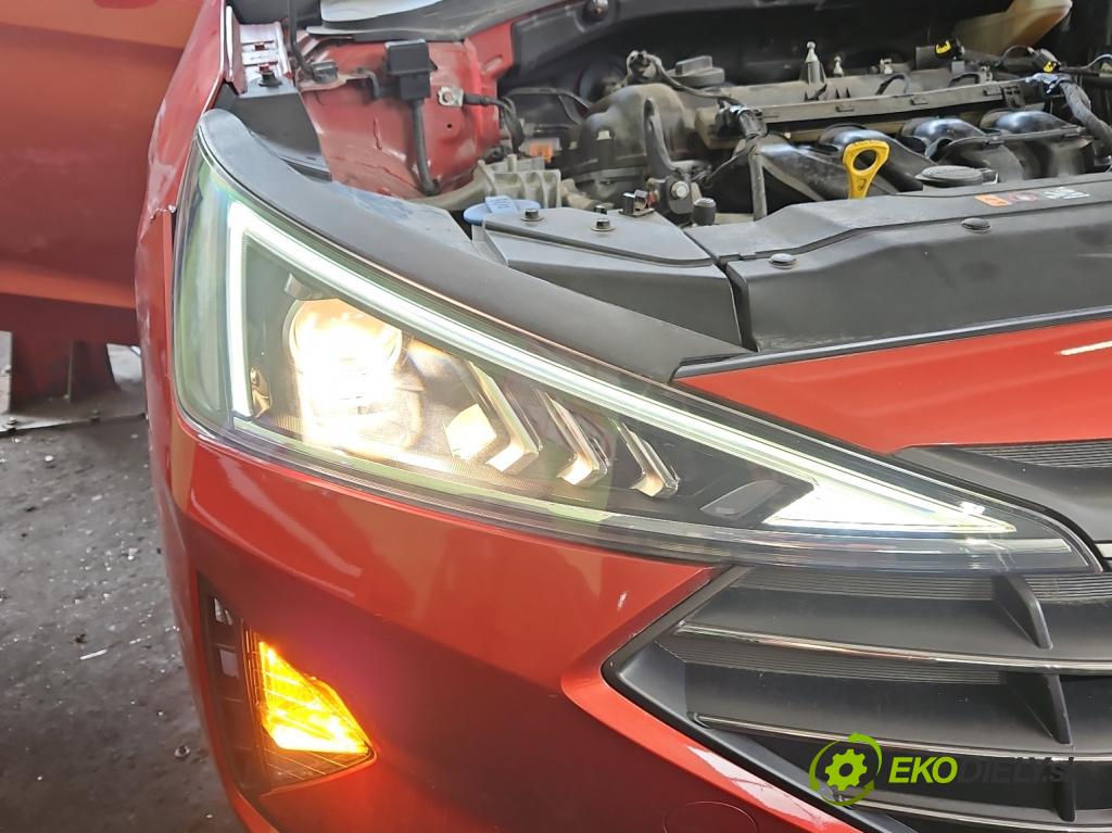 Hyundai Elantra VI 2015-2020 1.6 16V 128 HP manual 93.8 kW 1591 cm3 4- Reflektor: pravý 92102-F2 (Svetlo predné pravé)