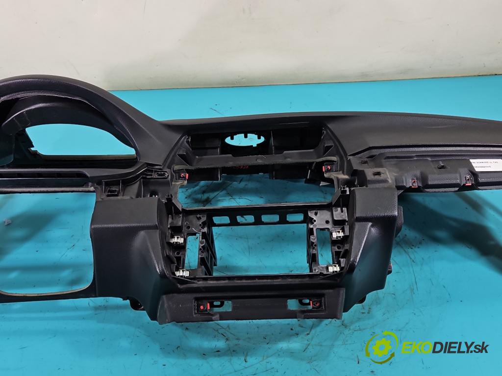 Bmw 5 F10 2010-2017 2.0d 218 HP automatic 160 kW 1995 cm3 5- kokpit,pristrojová doska rozdeľovacia