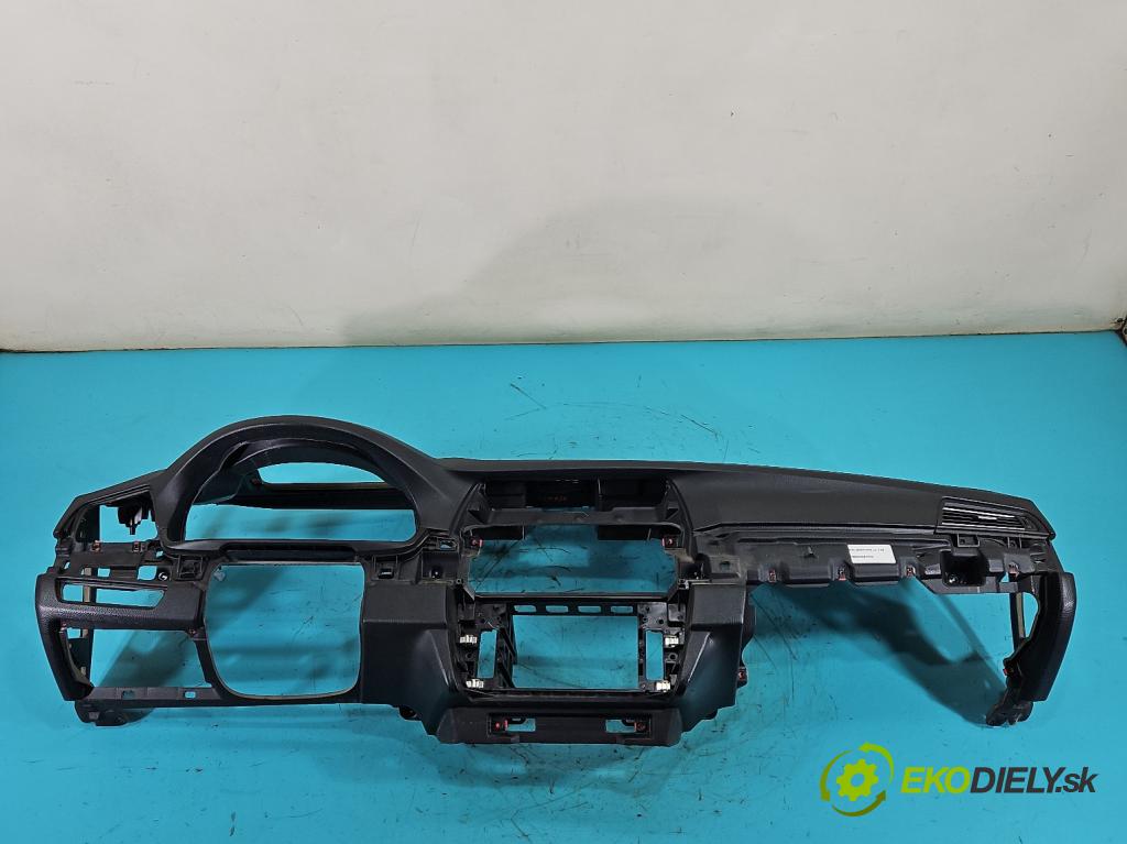 Bmw 5 F10 2010-2017 2.0d 218 HP automatic 160 kW 1995 cm3 5- kokpit,pristrojová doska rozdeľovacia 