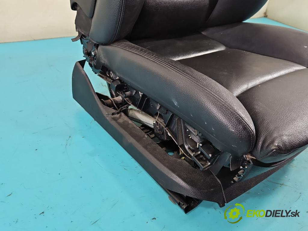 Bmw 5 F10 2010-2017 2.0d 218 hp automatic 160 kW 1995 cm3 5- sedačke: komplet