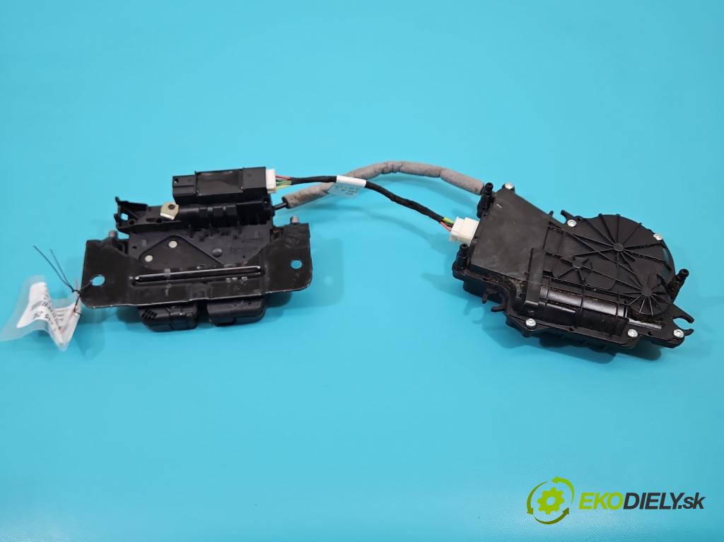 Bmw 5 F10 2010-2017 2.0d 218 hp automatic 160 kW 1995 cm3 5- zámek kufrových dveří zadní 51247269544-02