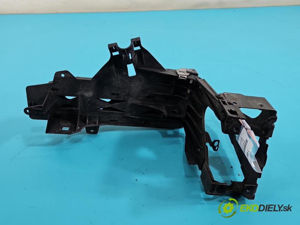 Bmw 5 F10 2010-2017 2.0d 218 HP automatic 160 kW 1995 cm3 5- lišta pod svetlami