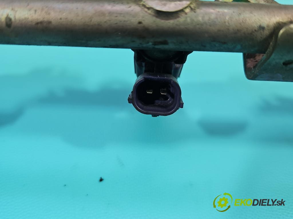 Infiniti FX I 2003-2008 3.5 V6 280KM: automatic 206 kW 3498 cm3 5- vstrek FBJC100 (Vstrekovač paliva)