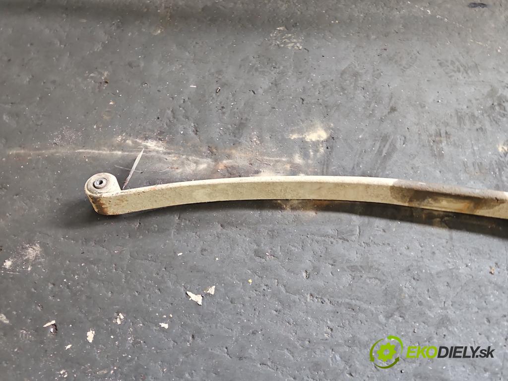 Mercedes Sprinter I 1995-2006 2.3d 79KM manual 58 kW 2299 cm3 5- listové pero zadné