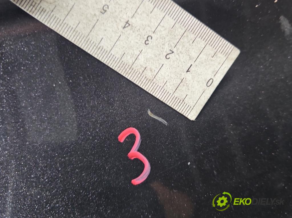 Toyota Avensis II T25 2003-2008 2.0 D4D 126 hp manual 93 kW 1998 cm3 5- zadní kufrové dveře  (Zadní kapota (kufr))