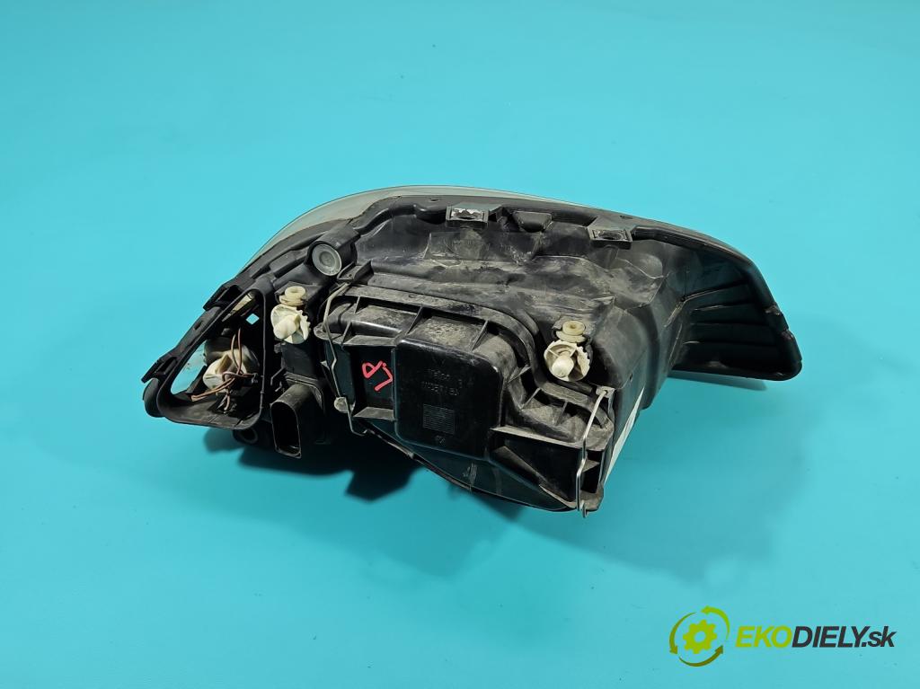 Seat Cordoba II 6L 2002-2008 1.4 16V 75 hp manual 55 kW 1390 cm3 4- světlo levý  (Klika dveří ostatní)