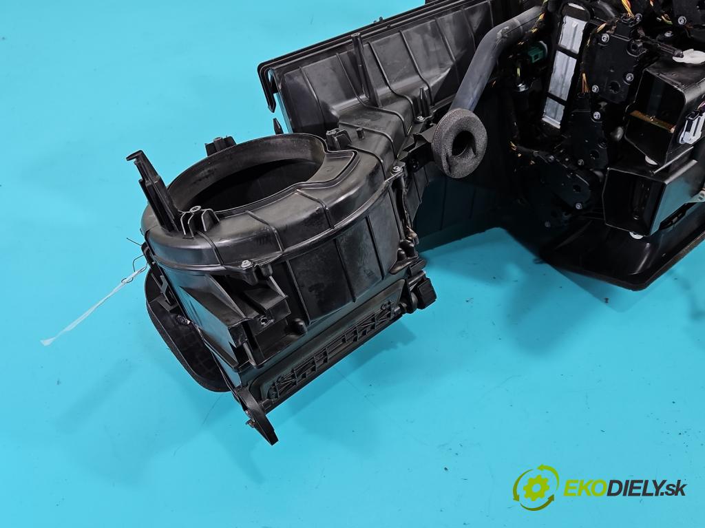 Audi A6 C7 2011-2018 3.0 TDI 313 hp automatic 230 kW 2967 cm3 5- radiátor 4G1820005K (Radiátor topení)